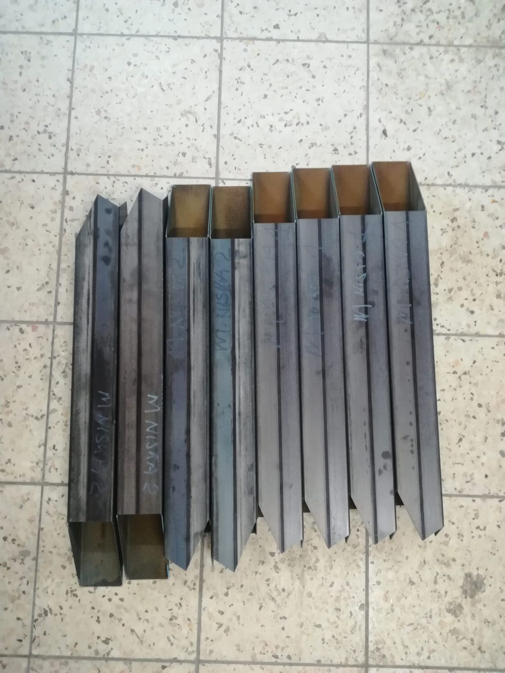 Tischbein zum Selbstschweißen Spinne M - Image 5