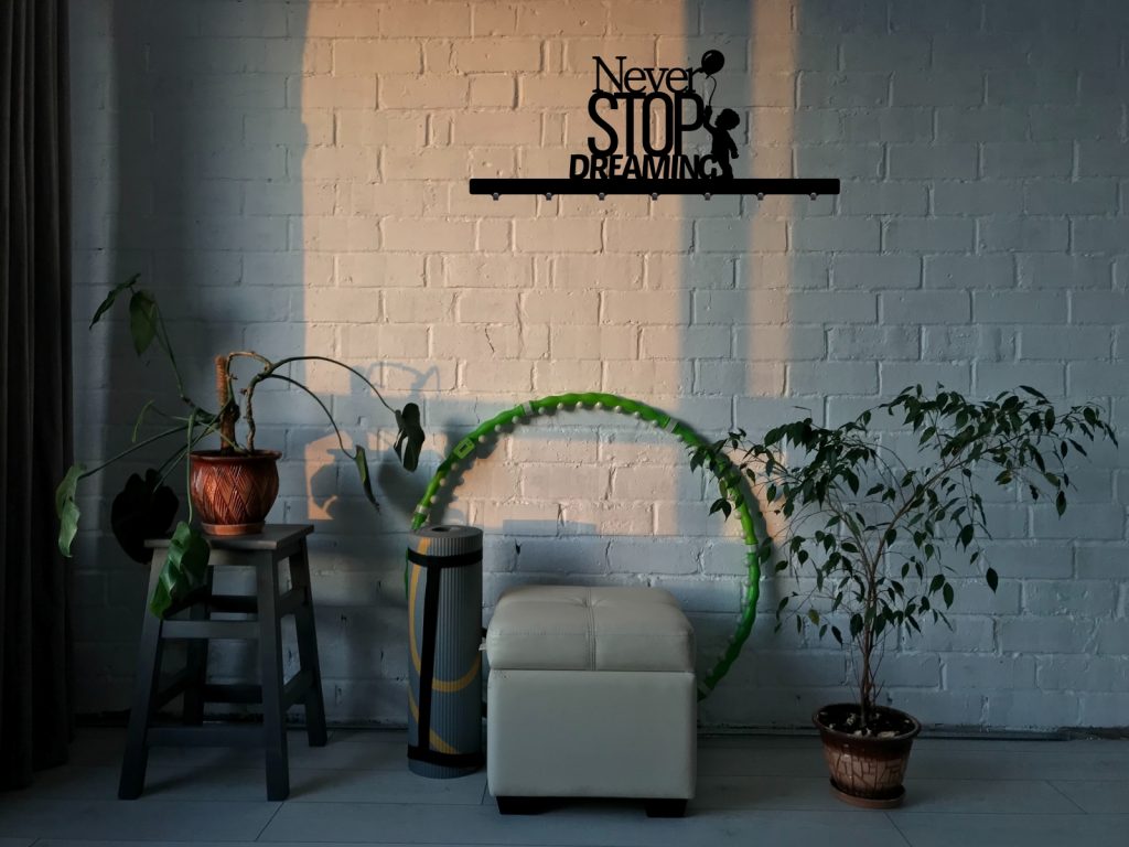 Wandgarderobe Never Stop Dreaming 70 cm - Image 2