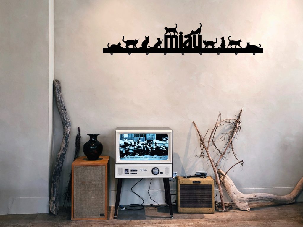 Wieszak metalowy na ubrania Kotki 90 cm - Image 2